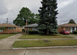  Hessel Ave