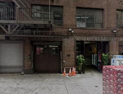  W 37th St