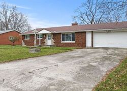  E Saddle Dr