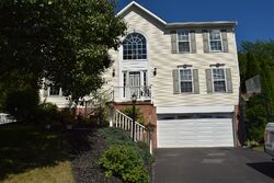  Hawthorn Dr
