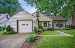  Edgewood Dr