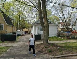  6th St