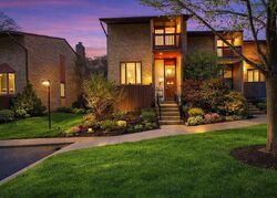 Three Oaks Dr