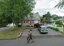  Oneida Ave