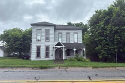  Main St