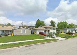  E 39th Ln