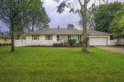  Oakwood Dr