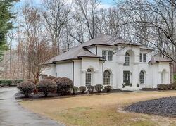  Coach House Ln