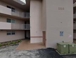  Tallwood Ave Apt 210