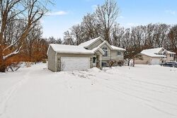  Rolling Creek Dr