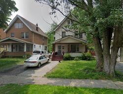  E 124th St