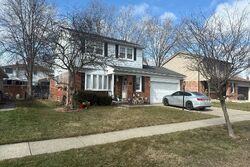  Danbury St