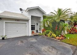  Sw 64th Ln