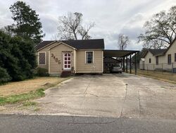  Ozark St