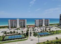  S Ocean Dr Apt 402