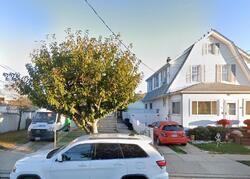 Pine St