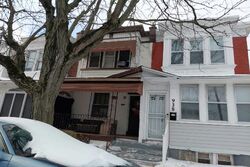 Pennell St