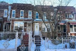  E 221st St