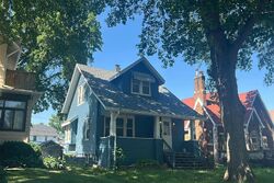  W 16th St