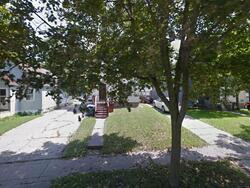  Robertson Ave