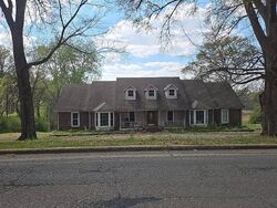  Woodmont Dr
