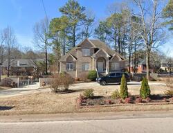  Hillcrest Rd