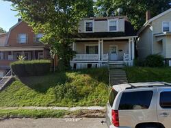  Irwin St