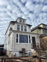  140th St