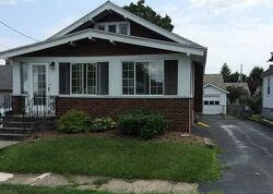  Wayland Rd
