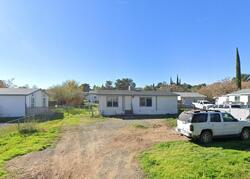  E Lakeview Dr