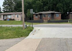  S 17th St