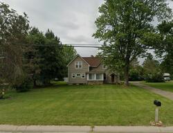  E Maple Ave