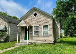  N 27th St
