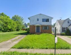  Macomb Ave