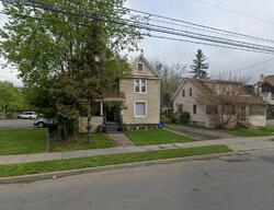  Floral Ave