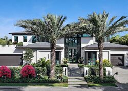  W Coconut Palm Rd