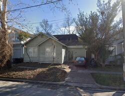  E 14th St
