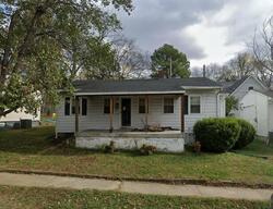  Debow St