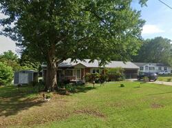  Saluda St