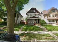  N 44th St