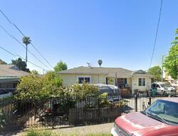  Lyndhurst St
