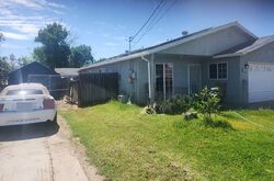  N 15th St