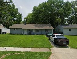  Crestview Dr