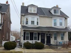  Maple St