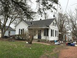  Bartlett St
