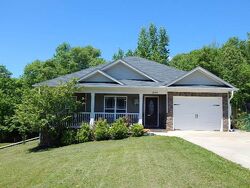  Hillside Cir