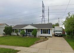  Arnold Ave