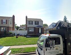  Queens Ave