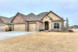  Shady Hollow Dr