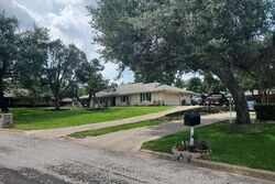  Cedar Forest Dr